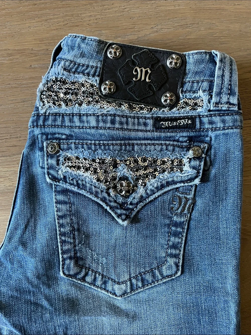Miss Me Bermuda Shorts Sequin and Rhinestone Embellishments Size 29